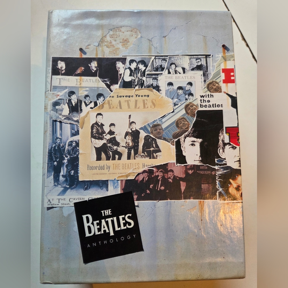 Sold*********The Beatles Anthology Box Set - 5 DVDs